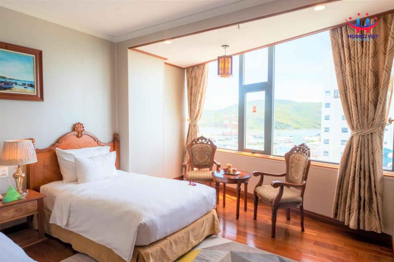 Huong Viet Hotel Quy Nhon - Beachfront Dış mekan fotoğraf
